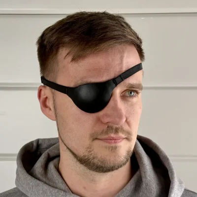 How to Keep an Eye Patch From Slipping