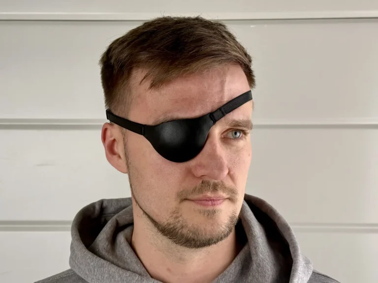 Eye Shield vs Eye Patch After Cataract Surgery: What to Wear and When